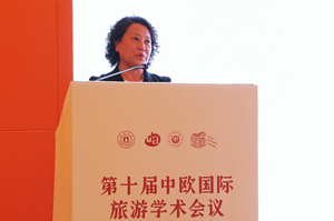中国旅游协会旅游教育分会秘书长谷慧敏致辞_副本.png 中国旅游协会旅游教育分会秘书长谷慧敏致辞_副本.png