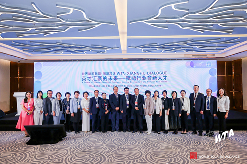 合影.jpg 合影.jpg